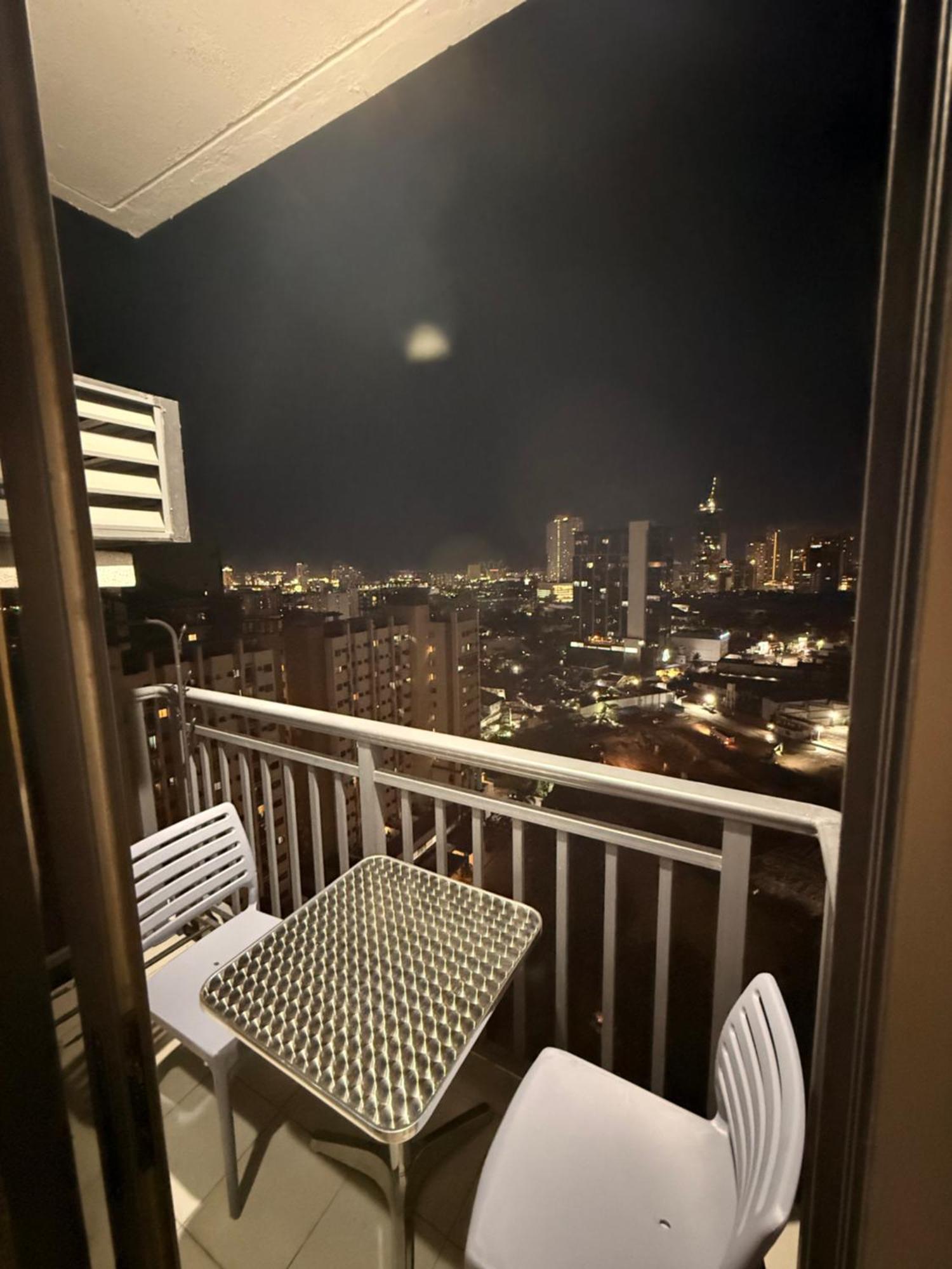 Arlowes At 20F Grand Residences Cebu Exterior foto